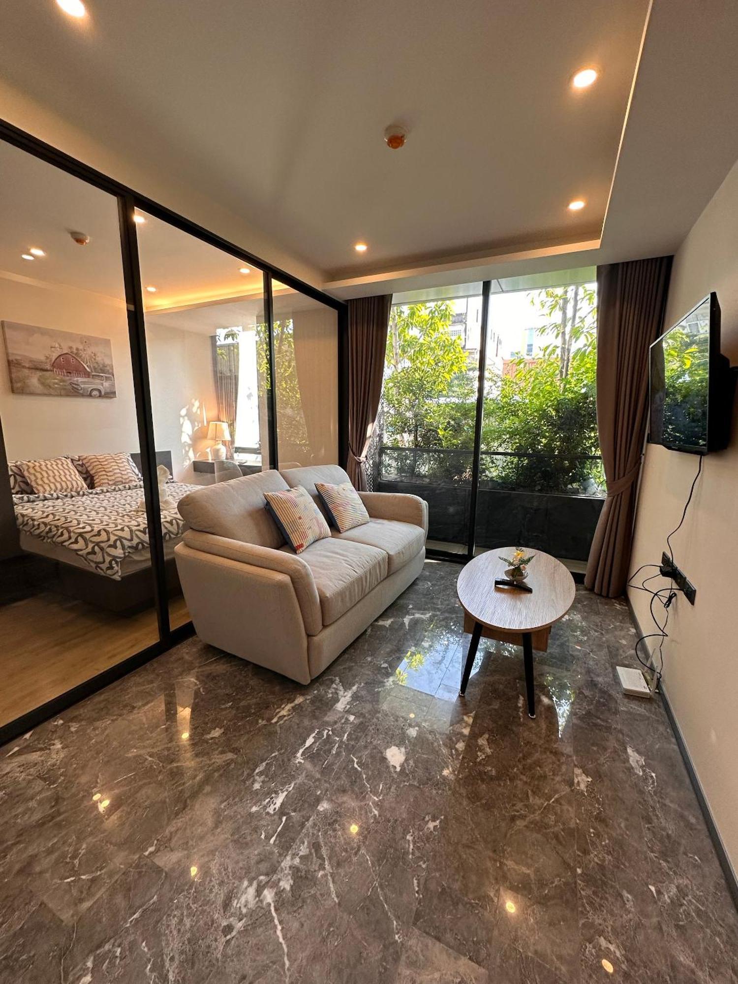 168 Sukhumvit 36精品公寓 Bangkok Esterno foto